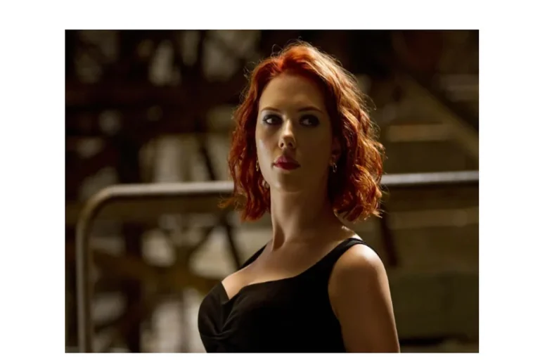 Scarlett Johansson Height and Weight